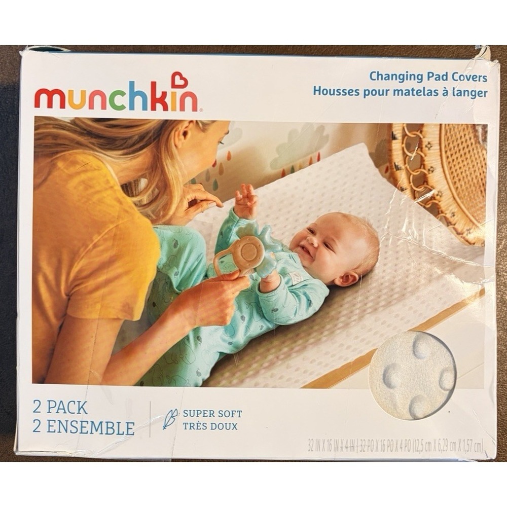 Munchkin Soft Diaper Changing Pad Covers - Warm White - 2pk - box is not perfect